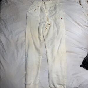 Champion Reverse Weave Small Cream Sweatshirt